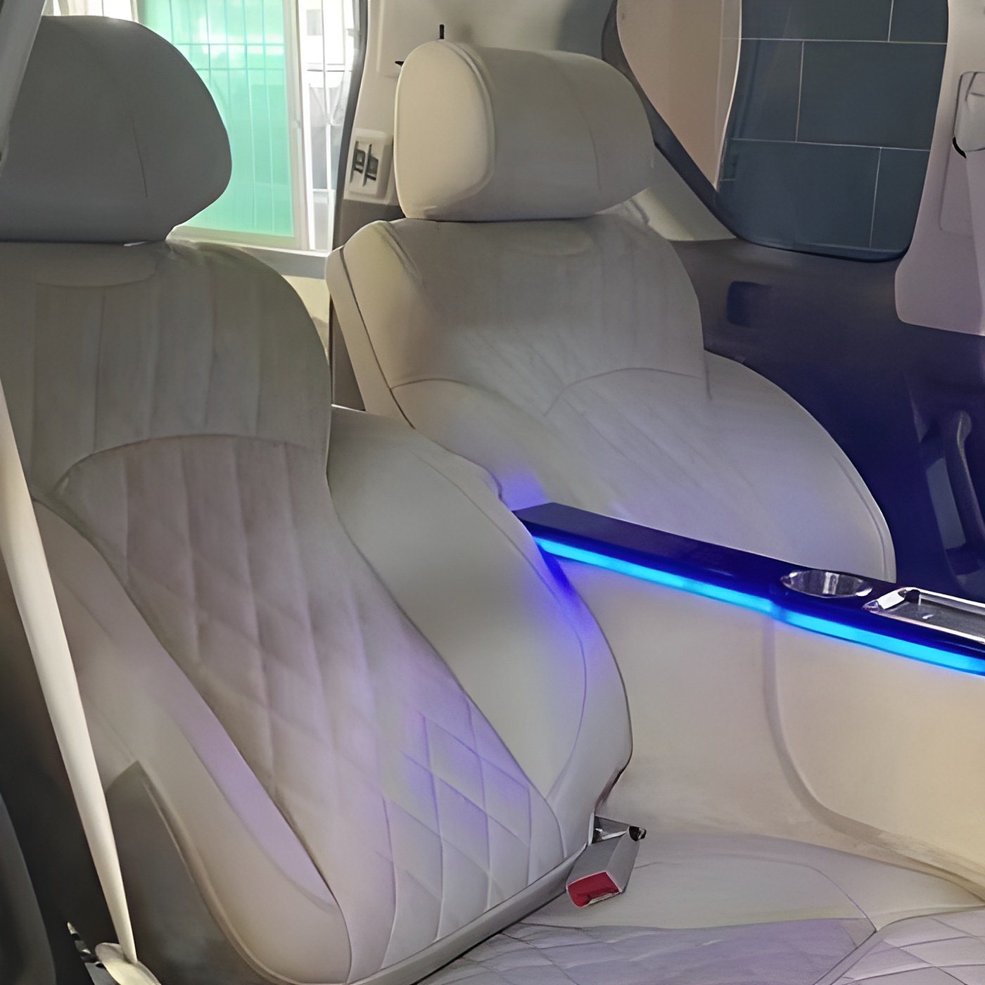relyauto-aviation-seat-ivory-glow-local-03-backrest-lh-glow