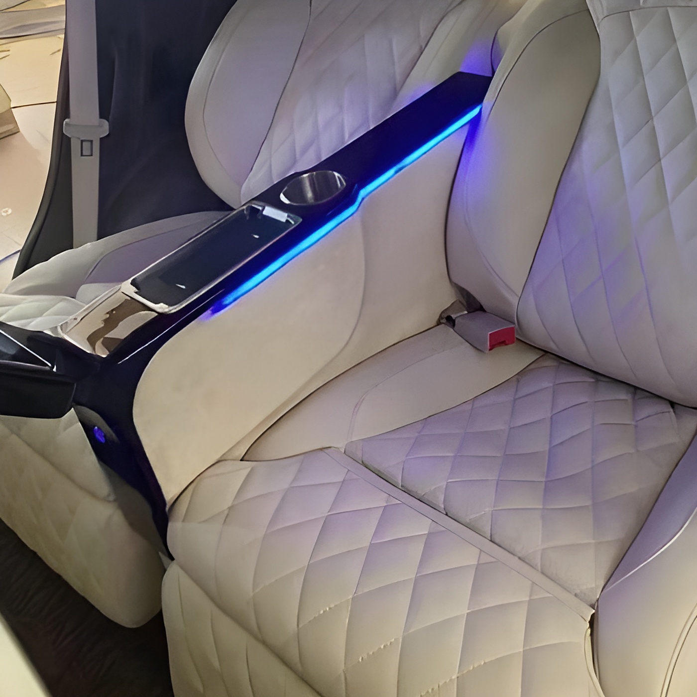 relyauto-aviation-seat-ivory-glow-local-02-console-glow