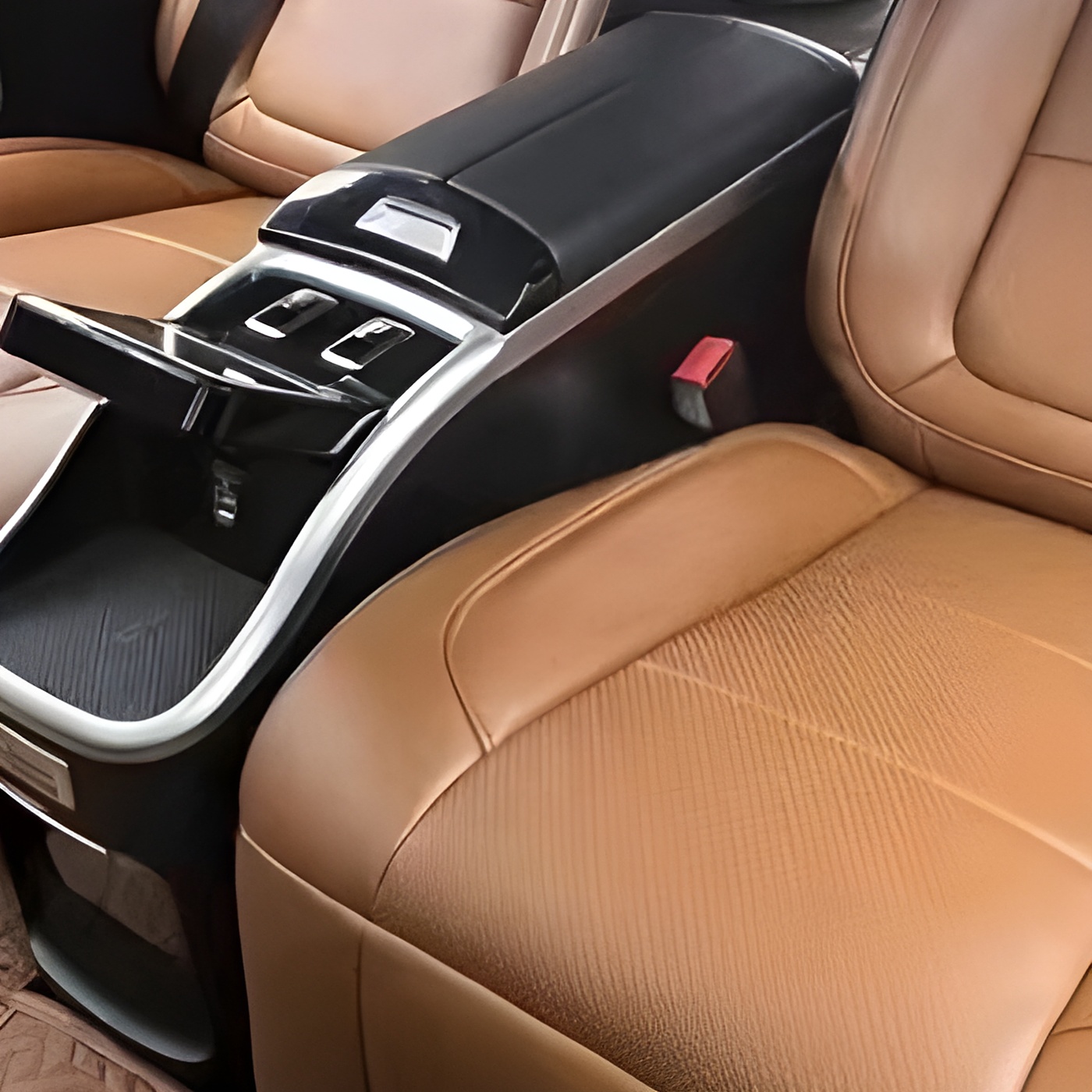 relyauto-aviation-seat-caramel-local-03-console-armrest