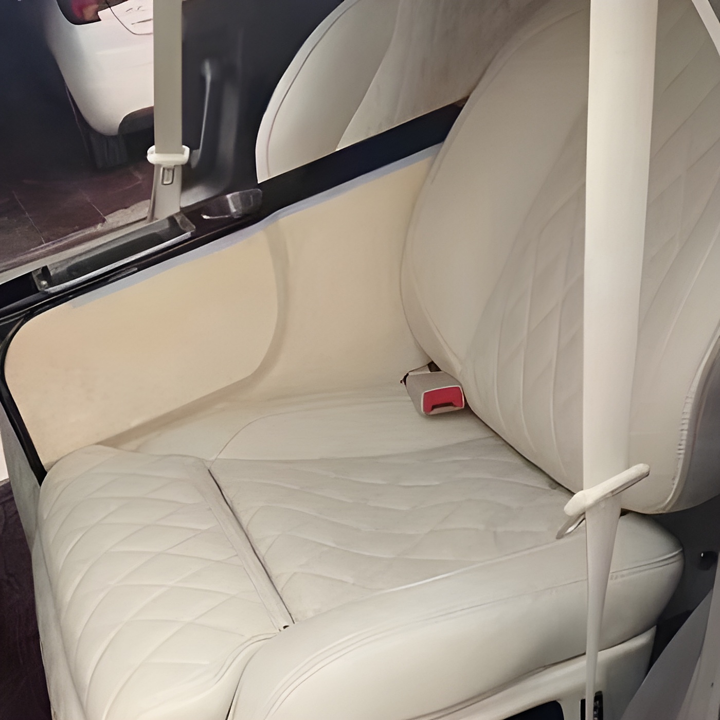 relyauto-aviation-seat-ivory-glow-local-05-seat-front