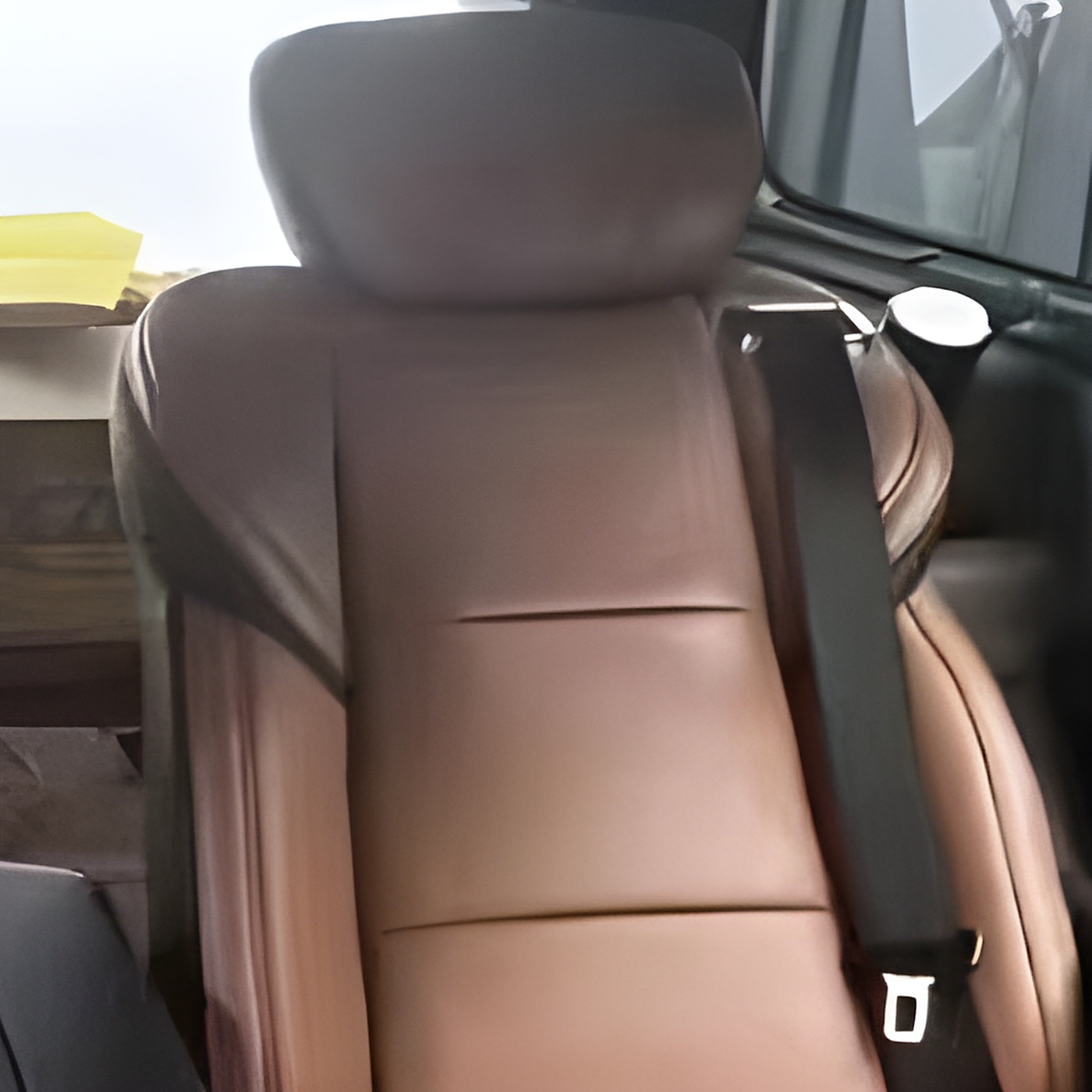 relyauto-aviation-seat-caramel-local-02-backrest-headrest