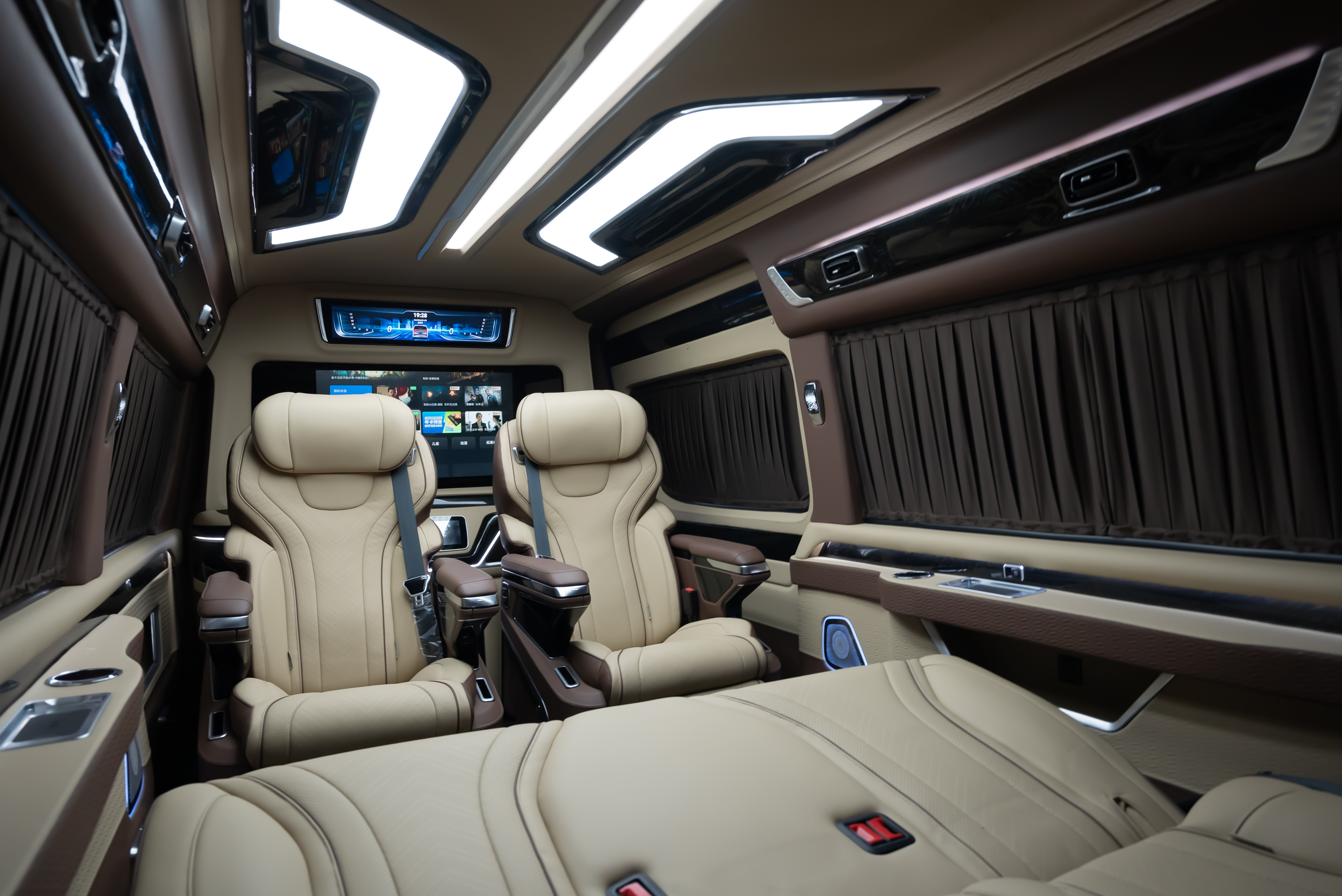 Luxury Toyota Hiace Interior Upgrade Kit Customized Color Patterns