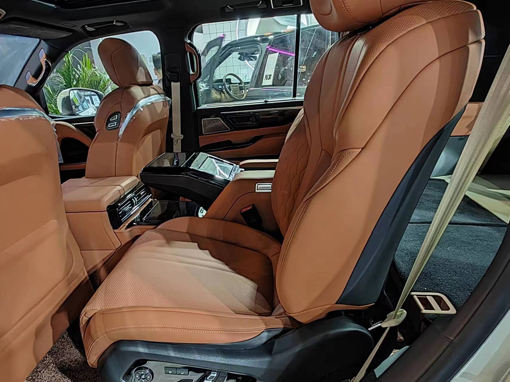 Luxury Toyota LC300 Interior Upgrade Kit Upgrade To LX600 Customized Color Patterns