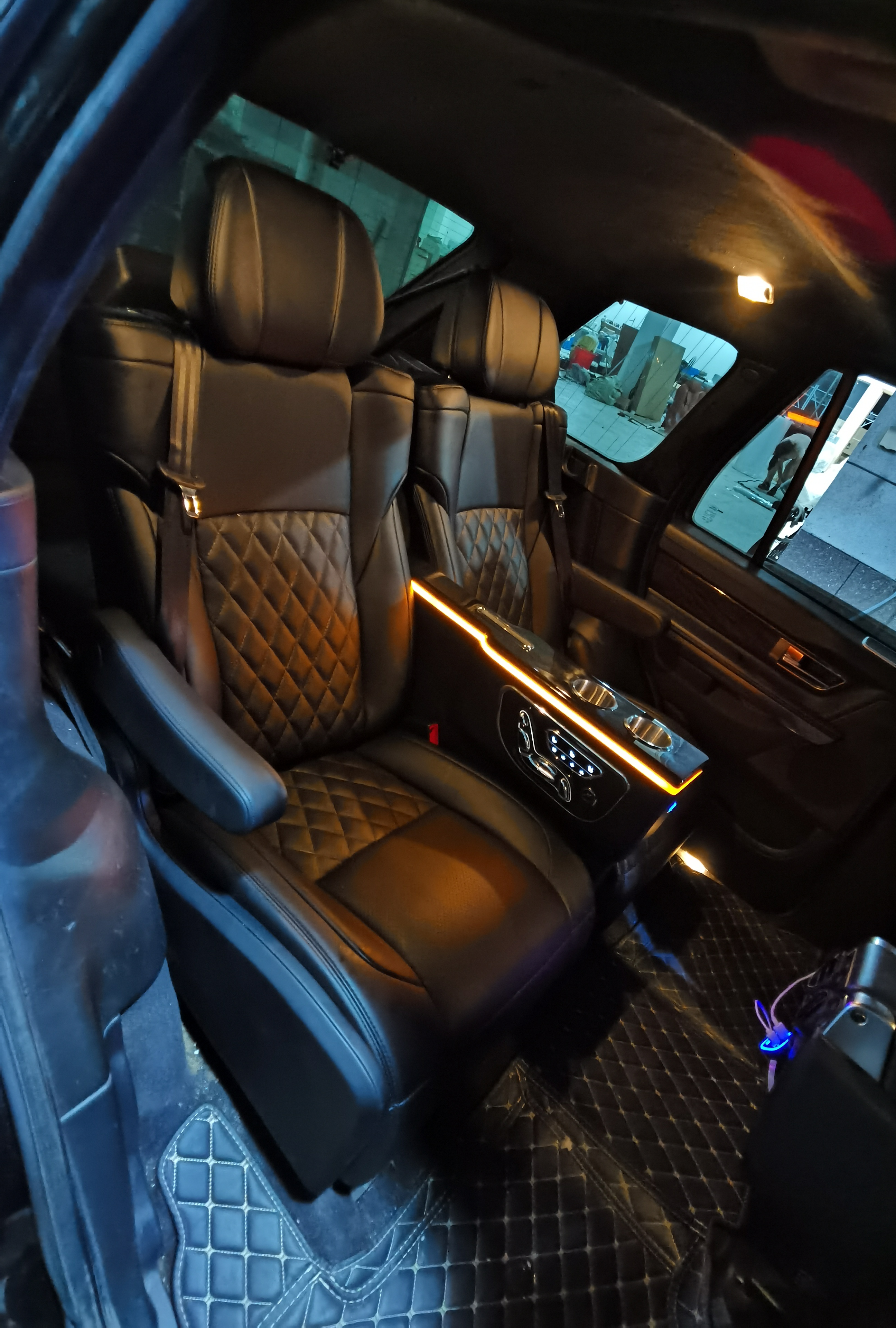 RELYAUTO The Rear Seats of The Land Rover Car Seat SUV Seat 2002-2012