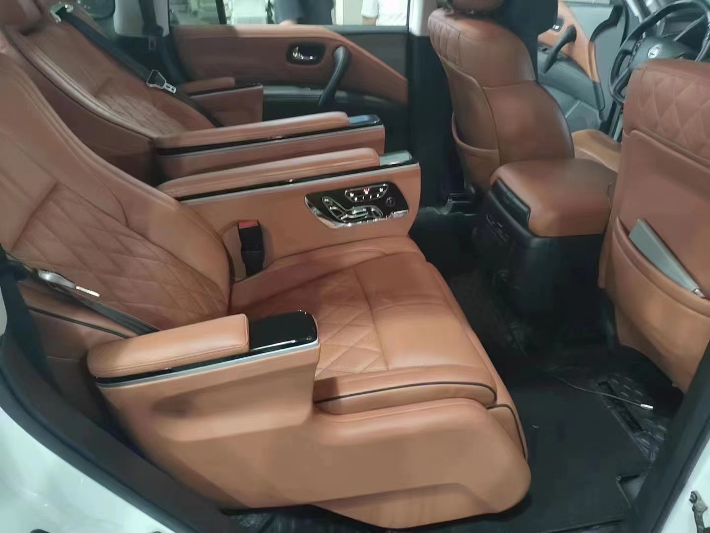 RELYAUTO The Rear Seats of NISSAN PATROL Car Seat SUV Seat