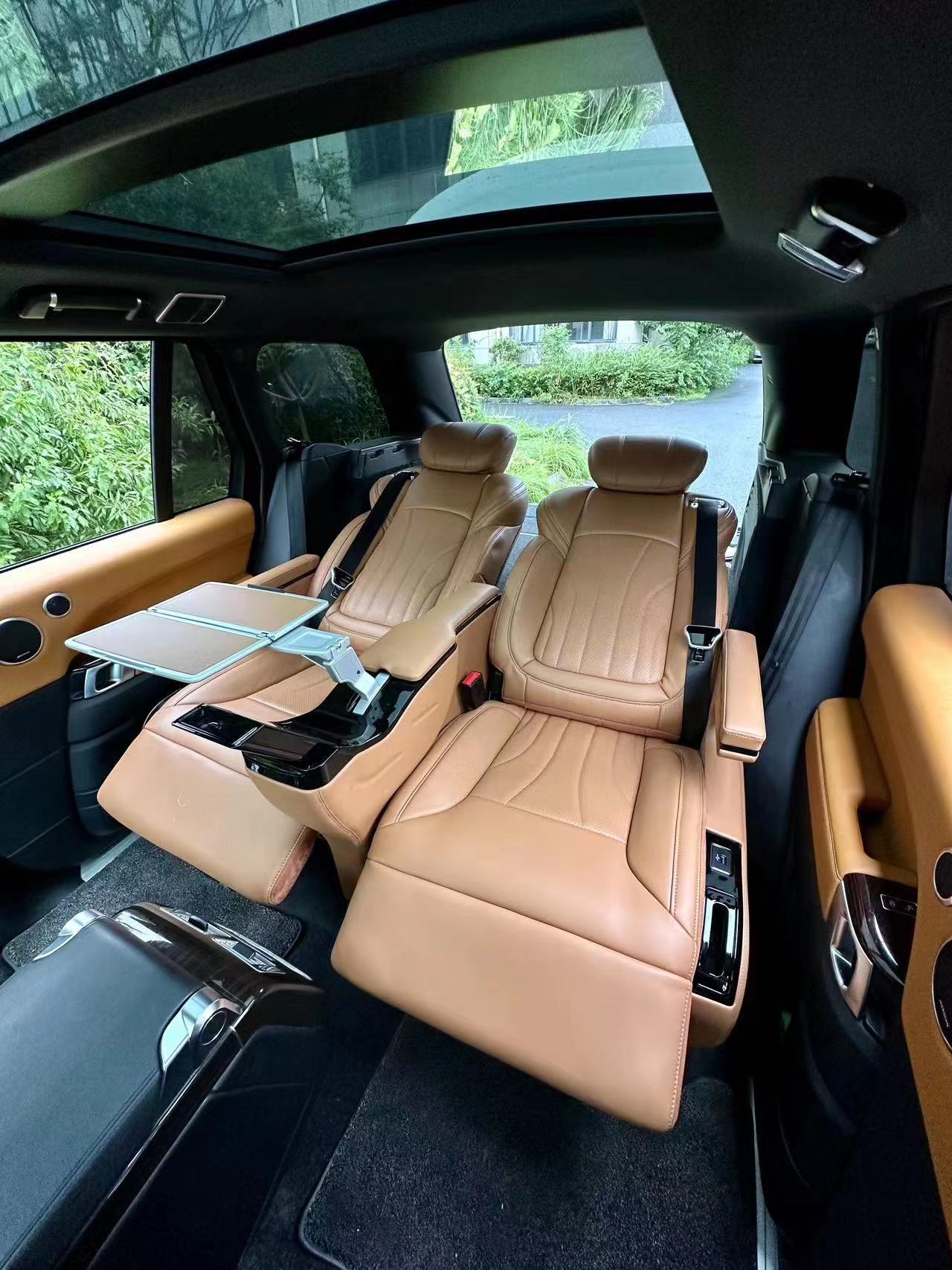 RELYAUTO The Rear Seats of The Land Rover Car Seat SUV Seat 2