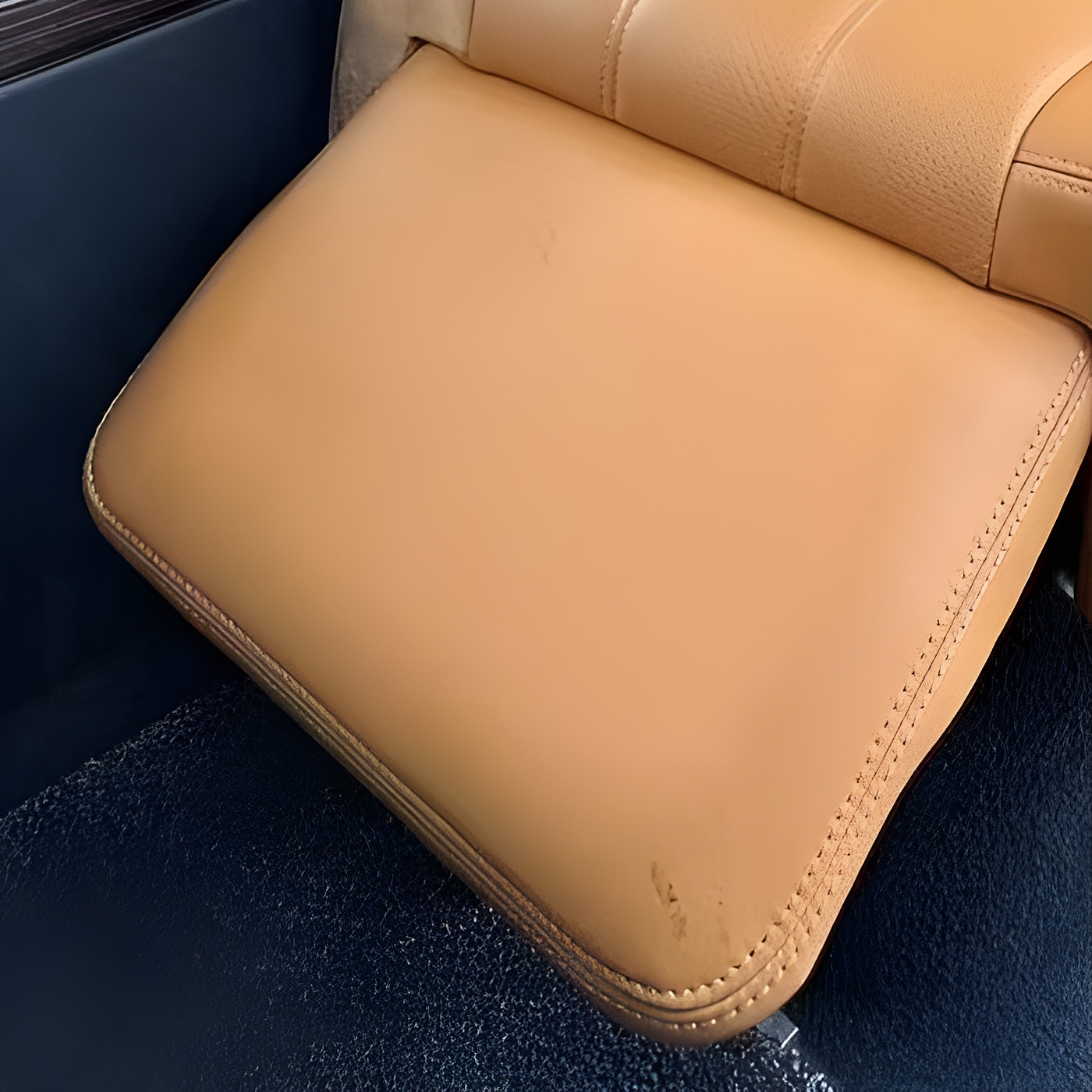 relyauto-aviation-seat-amber-local-06-legrest-cushion