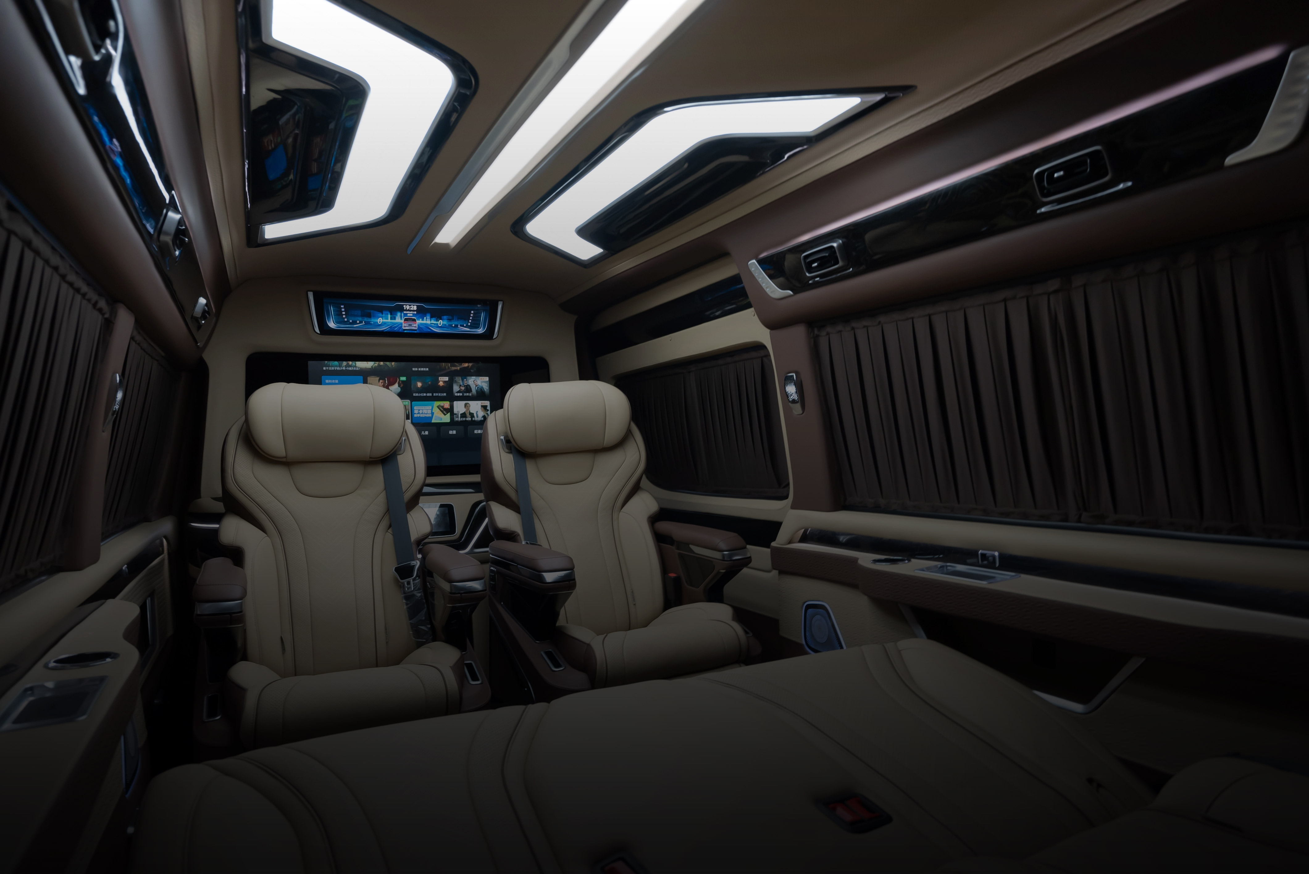 Commercial Vehicle Conversion – Before and After Comparison: A Look at the Transformation